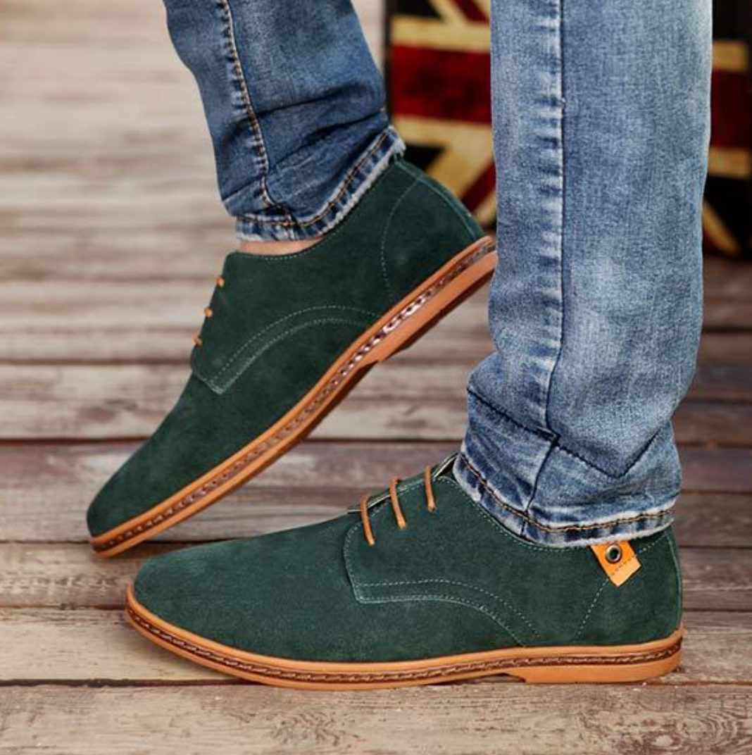 Men's textured derby shoes with brown laces and layered soles