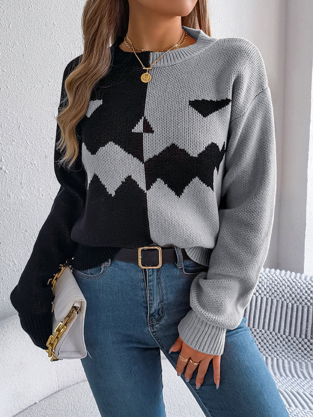 Women's geometric colour-block knitted jumper with crew neck and long sleeves