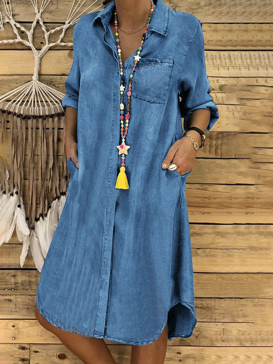 Women's denim shirt midi dress with collar, button front and pockets