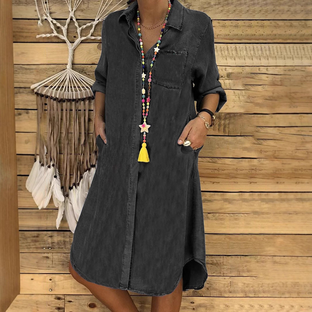 Women's denim shirt midi dress with collar, button front and pockets