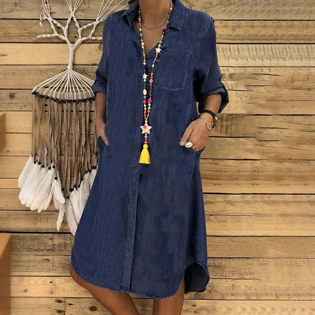 Women's denim shirt midi dress with collar, button front and pockets