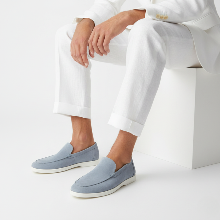 Men's slip-on loafer with moccasin stitching and contrast sole