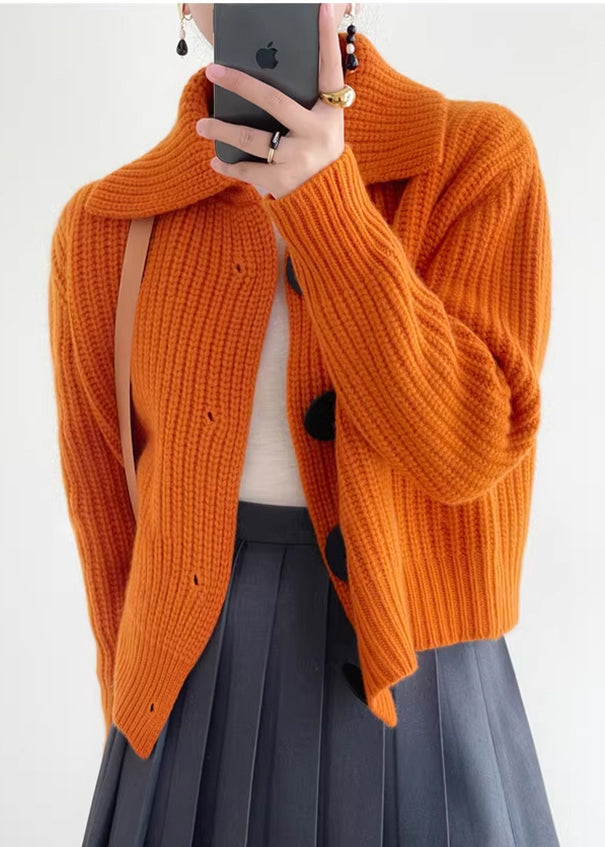 Women's ribbed knit cardigan with Peter Pan collar and large front buttons