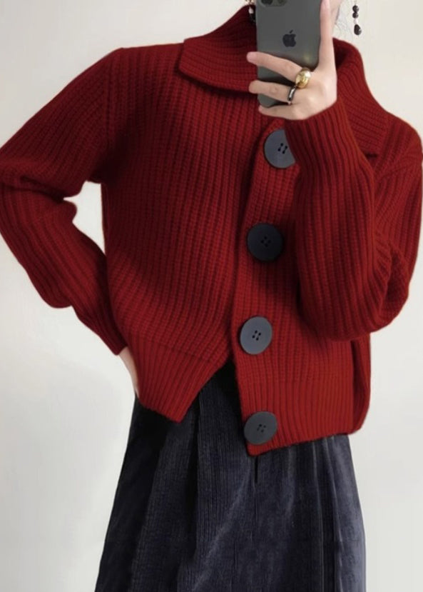 Women's ribbed knit cardigan with Peter Pan collar and large front buttons