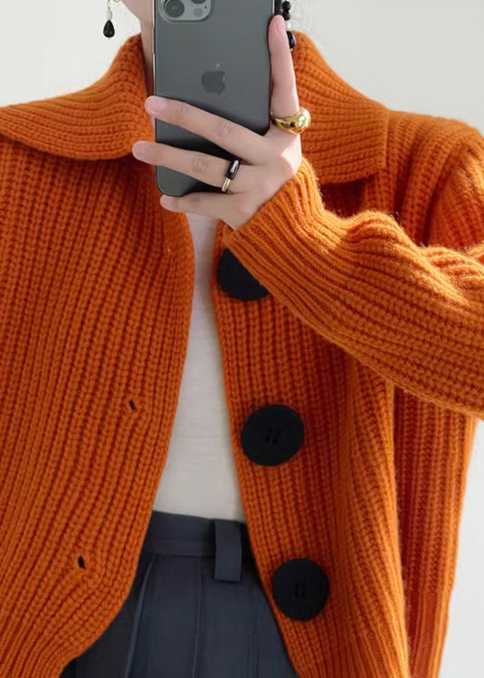 Women's ribbed knit cardigan with Peter Pan collar and large front buttons