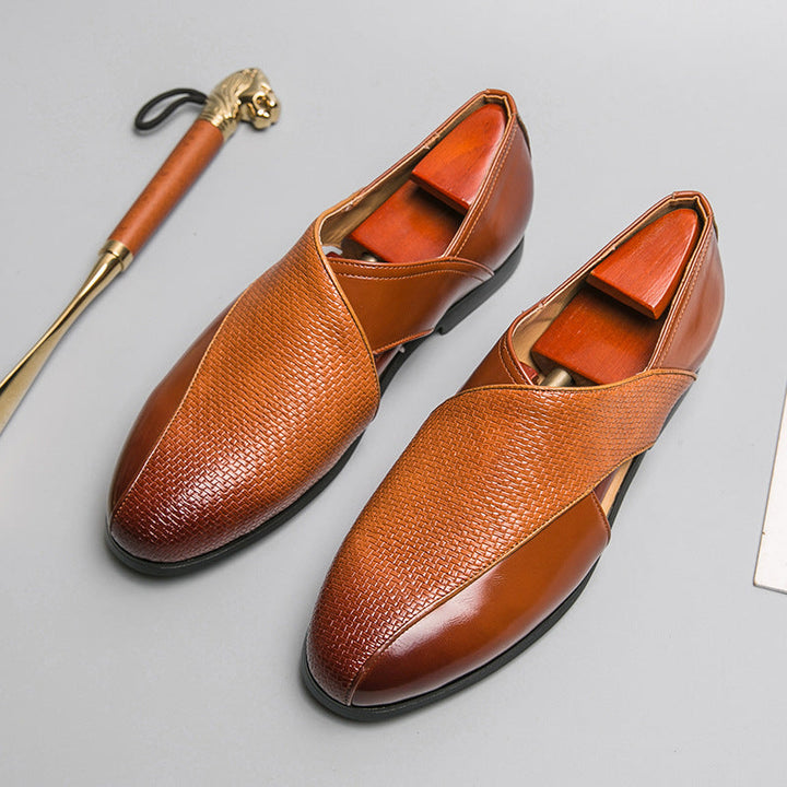 Men's textured slip-on loafers with rounded toe and low heel