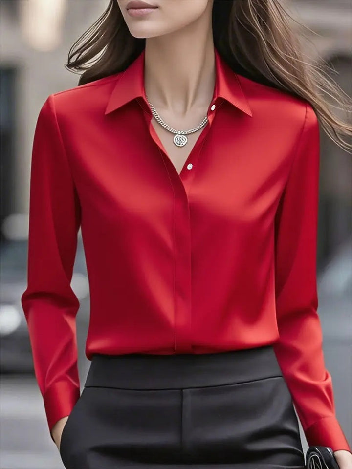 Women's long sleeve blouse with pointed collar and button front