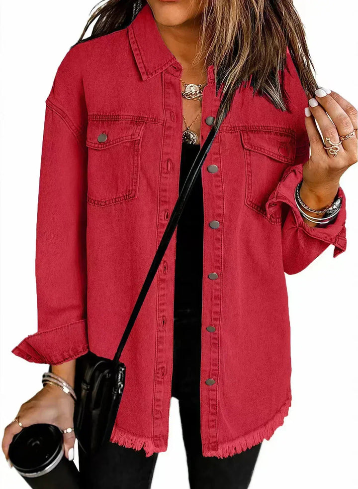 Women's denim jacket with chest pockets and frayed hem