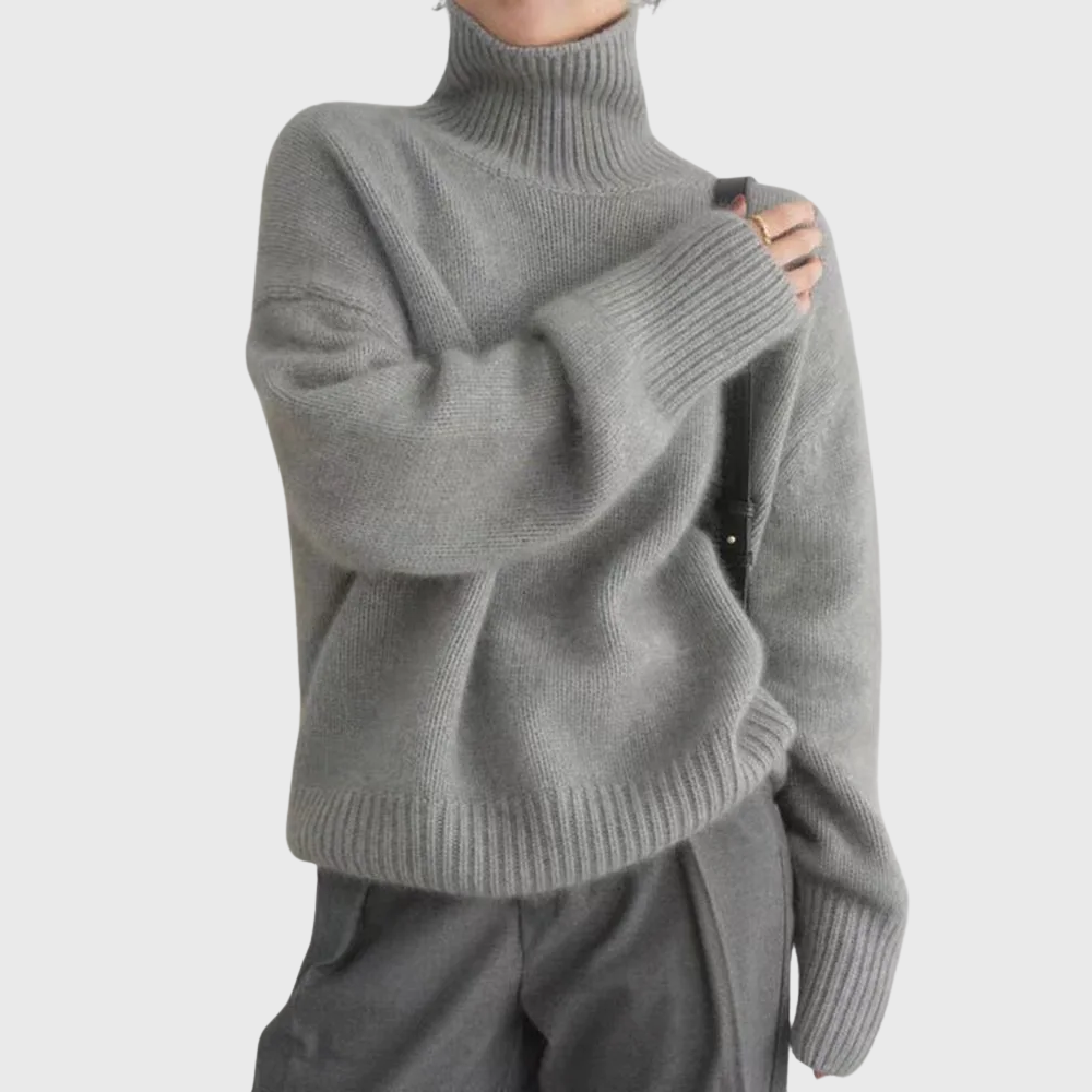 Women's ribbed turtleneck jumper with long sleeves and relaxed fit