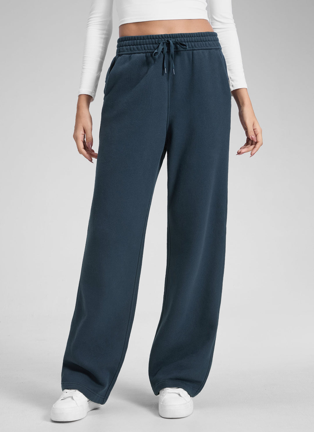 Women's straight leg sweatpants with elasticated drawstring waist and side pockets