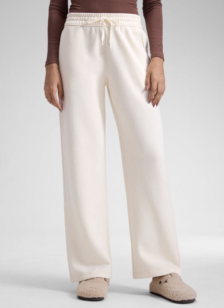 Women's straight leg sweatpants with elasticated drawstring waist and side pockets