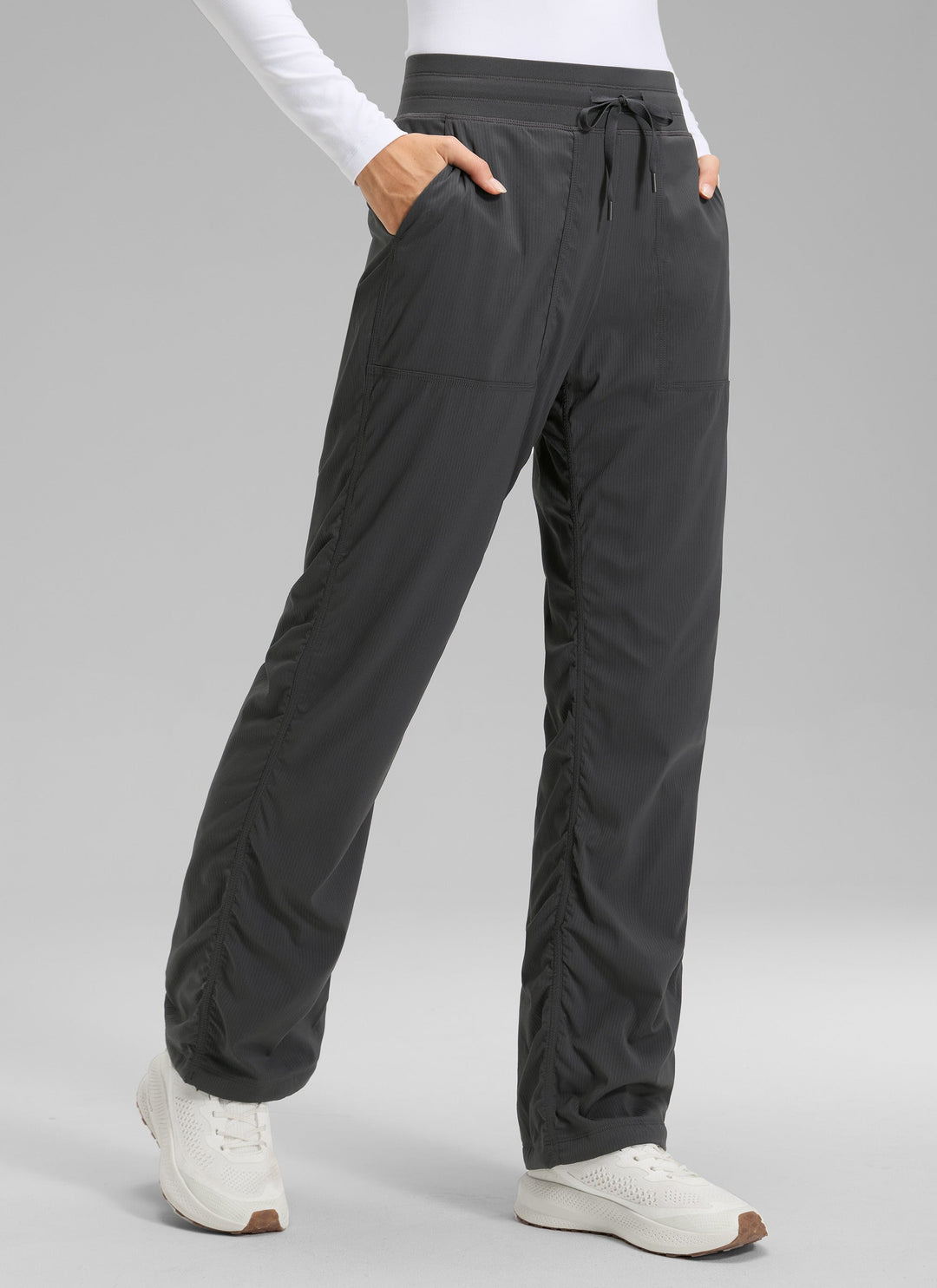 Women's straight leg trousers with drawstring waist and side pockets