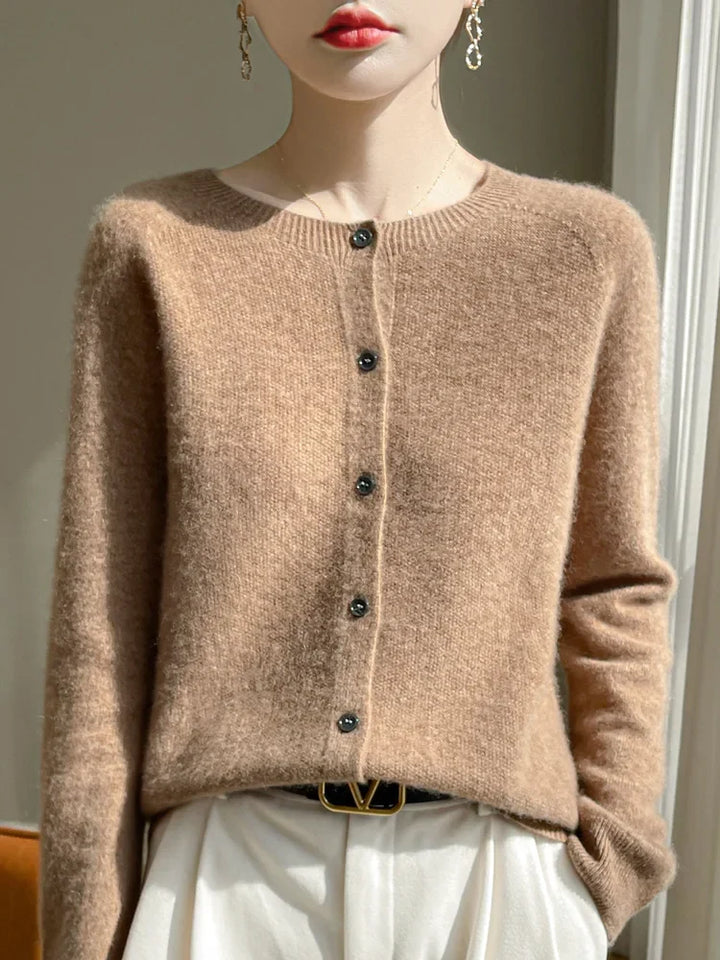Women's knitted button-front cardigan with round neck and long sleeves
