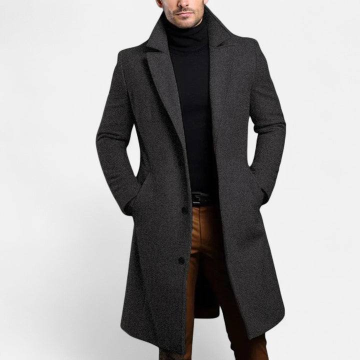 Men's hooded puffer coat with quilted panels and front pockets