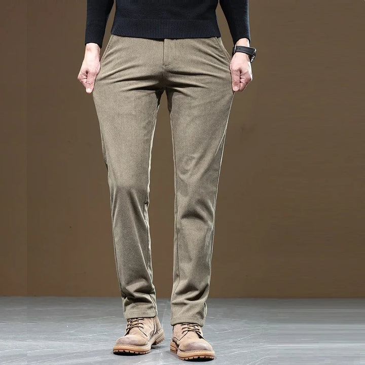 Men's straight leg ribbed trousers with side pockets