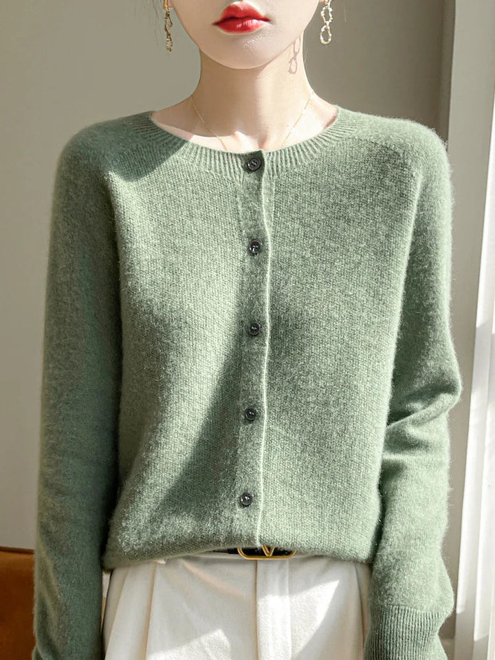 Women's knitted button-front cardigan with round neck and long sleeves