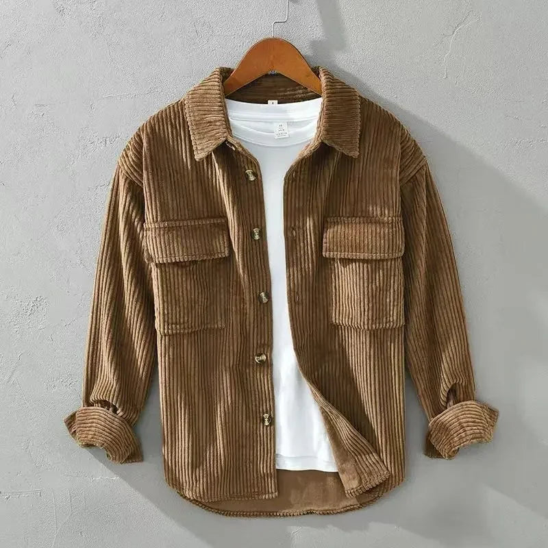 Men's corduroy shirt with long sleeves and two chest pockets