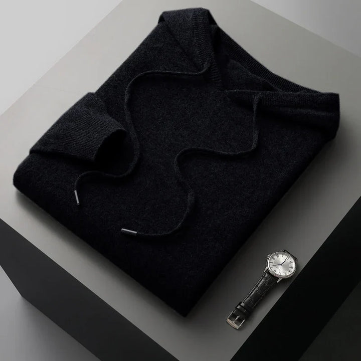 Men's plain pullover hoodie with drawstring hood and ribbed trims