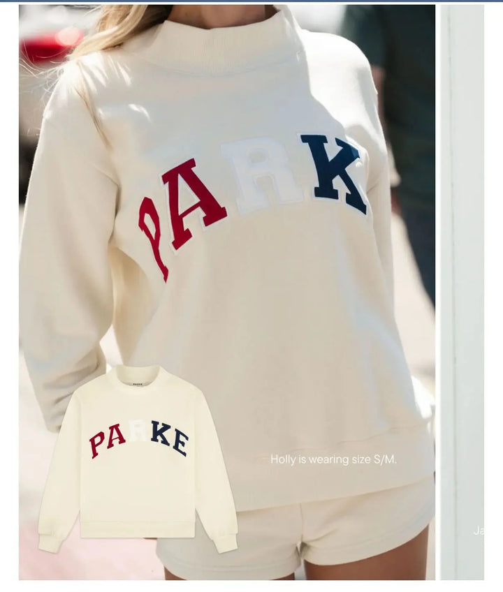Women's Oversized Graphic Crewneck Sweatshirt, Long Sleeve