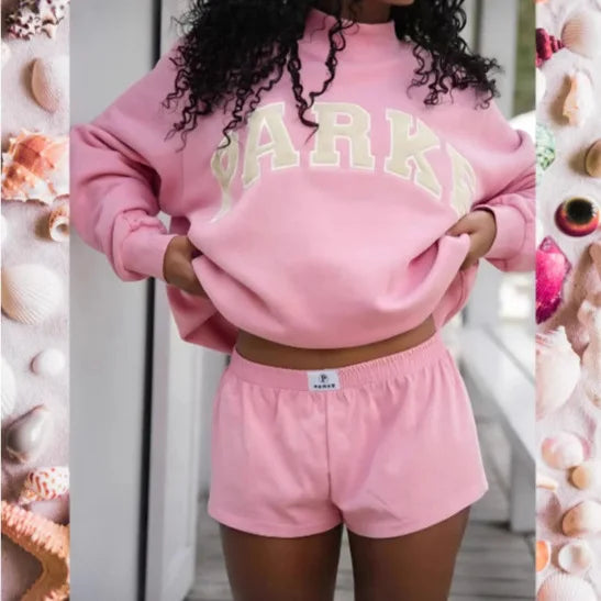 Women's Oversized Graphic Crewneck Sweatshirt, Long Sleeve
