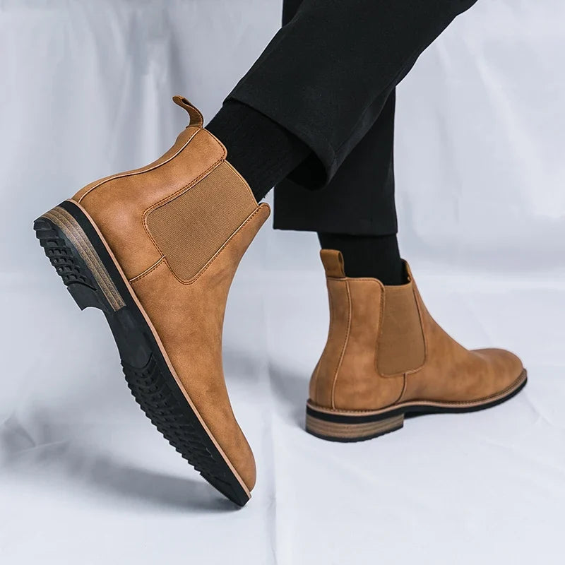 Unisex Chelsea ankle boots with elastic side panels and pull tabs