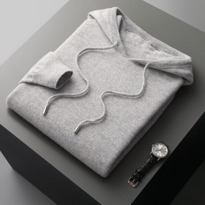 Men's plain pullover hoodie with drawstring hood and ribbed trims