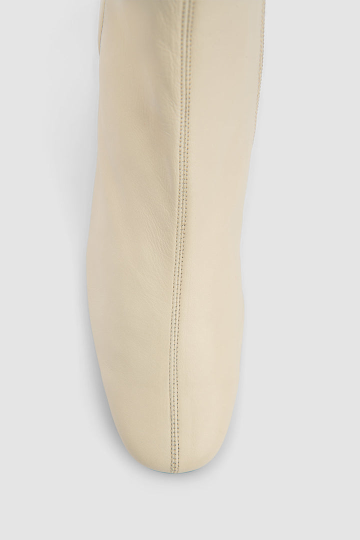 Women's white square-toe ankle boots with side zipper and block heel
