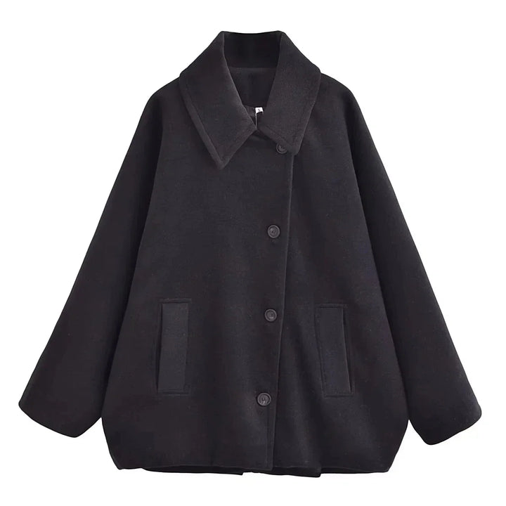 Women's short oversized coat with wide collar and button front