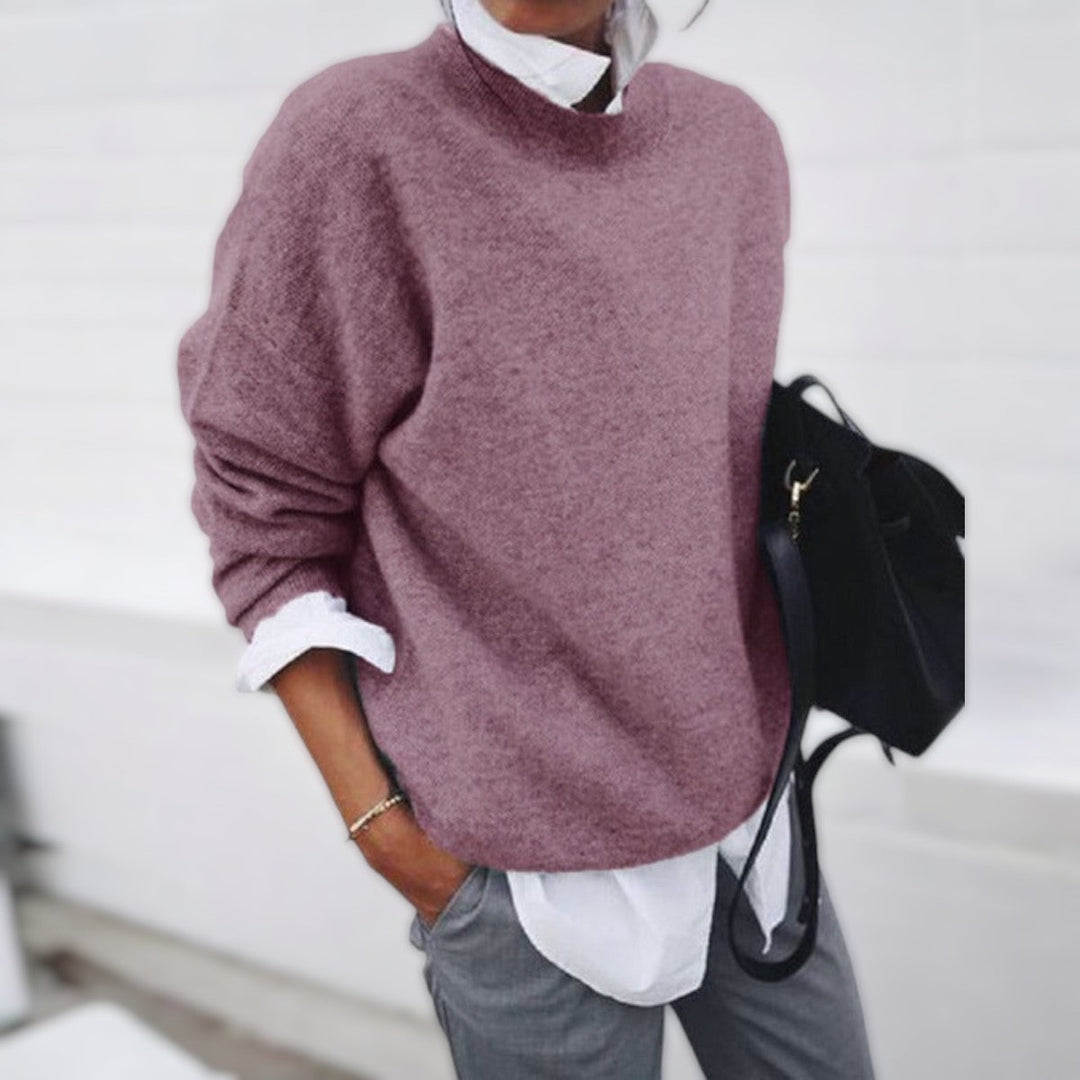 Women's plain knit jumper with crew neck and long sleeves