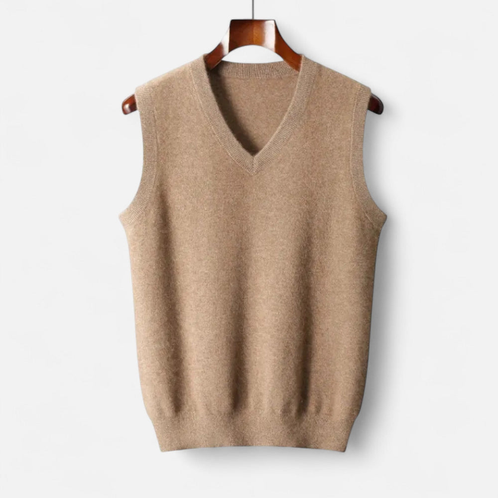 Men's plain sleeveless V-neck sweater vest with ribbed trims