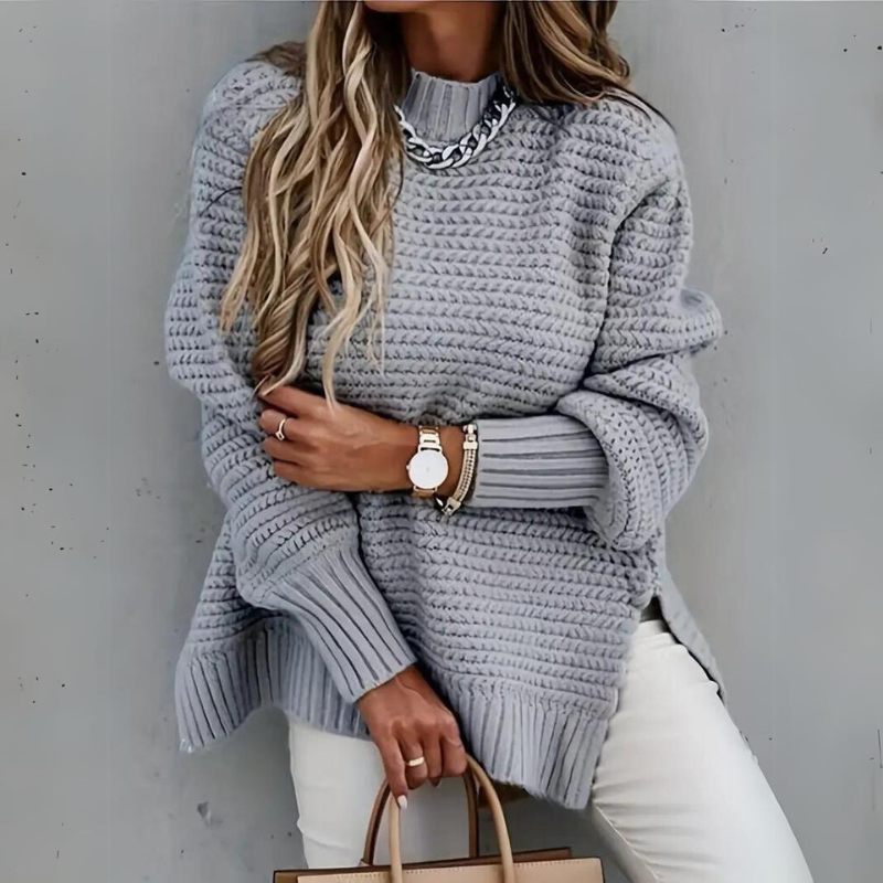 Women's textured mock neck jumper with long sleeves and ribbed trims