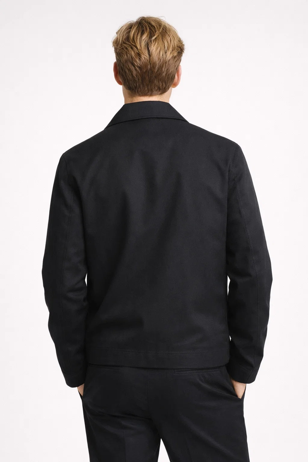 Men's collared jacket with zip front and checked lining