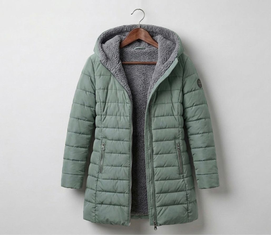 Women's quilted hooded A-line winter coat with zip pockets