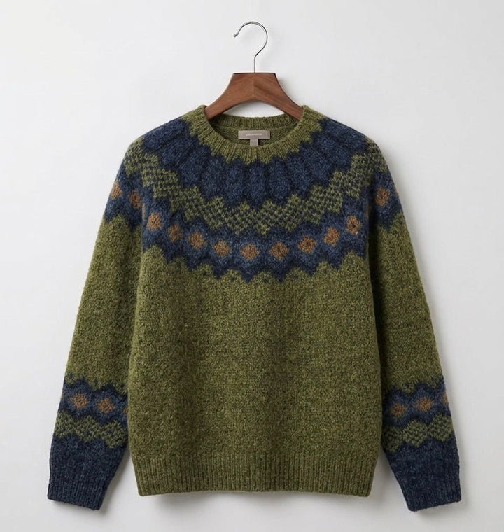 Green Nordic pattern jumper with crew neck and long sleeves
