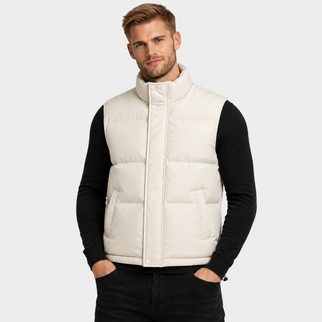 Men's quilted puffer gilet with funnel neck and front pockets