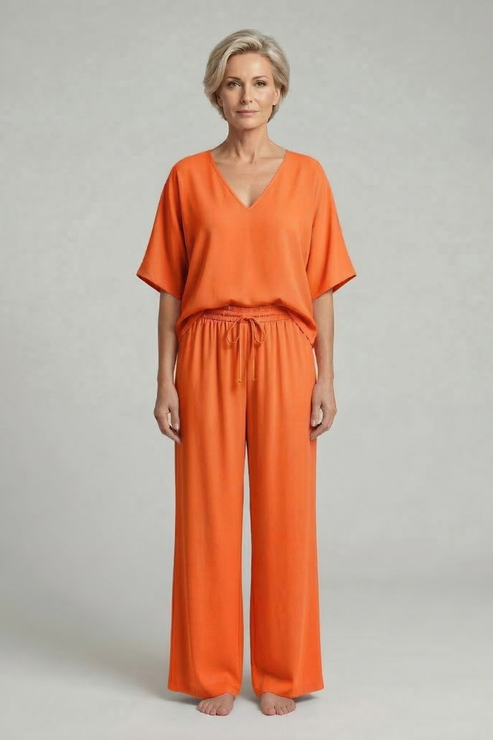 Women’s Two-Piece Set with Top and Wide-Leg Chiffon Trousers - Image 9