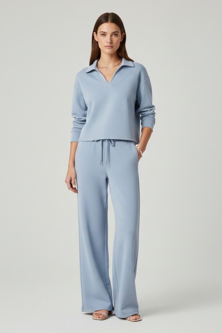 Women’s Two-Piece Set with V-Neck Top and Wide-Leg Pants - Image 2