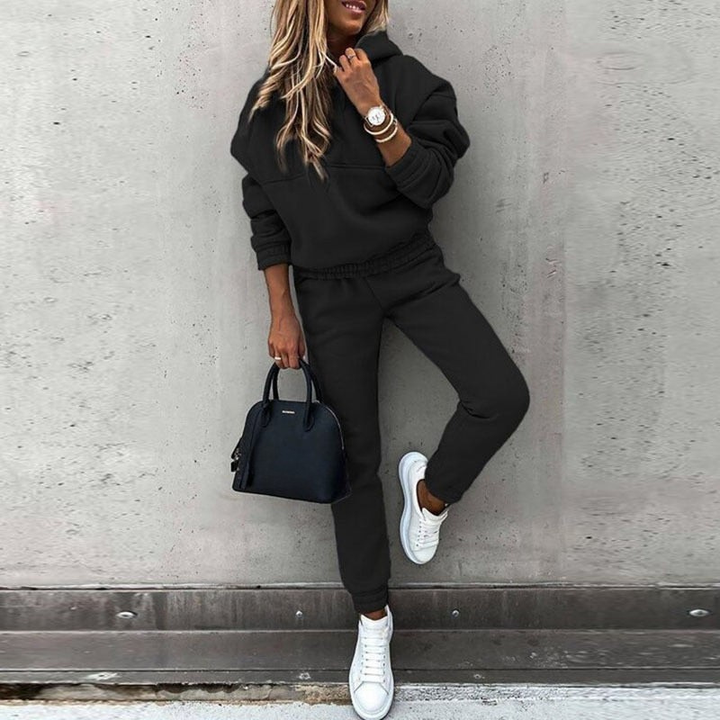 Women's hooded tracksuit set with sweatshirt and high waist jogger trousers