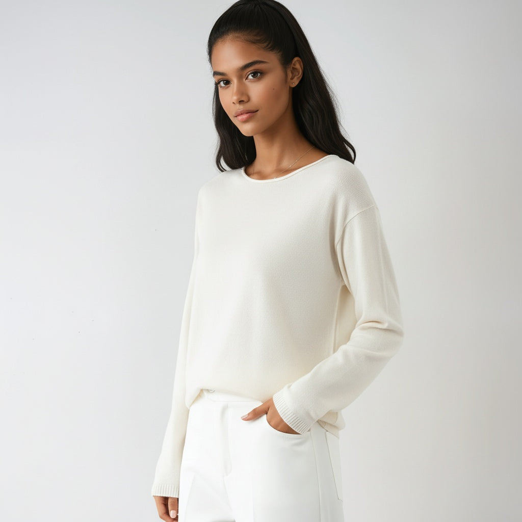 Women's fine-knit crew neck sweater with long sleeves and ribbed trims