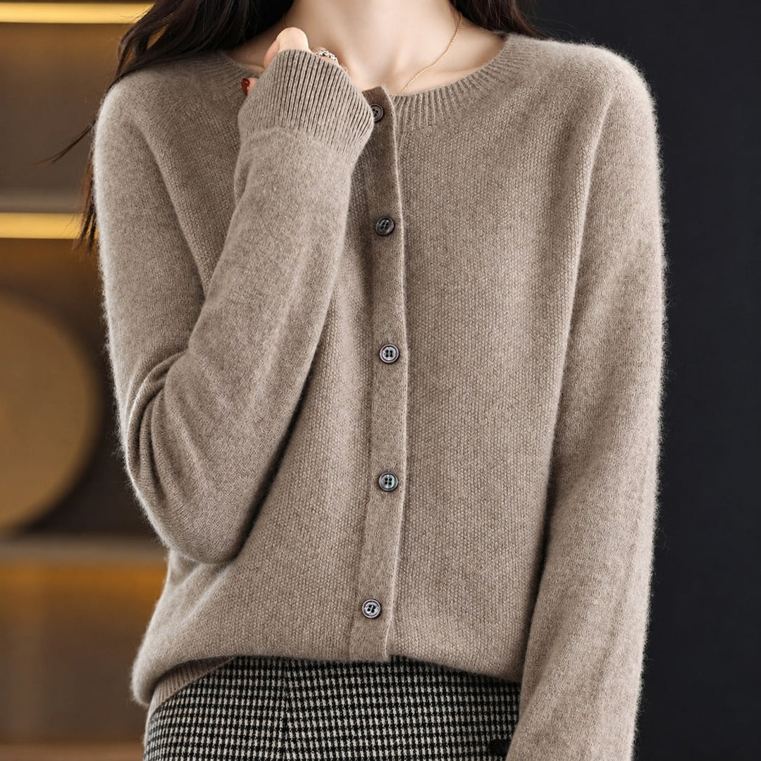 Women's crew neck button-front cardigan with long sleeves