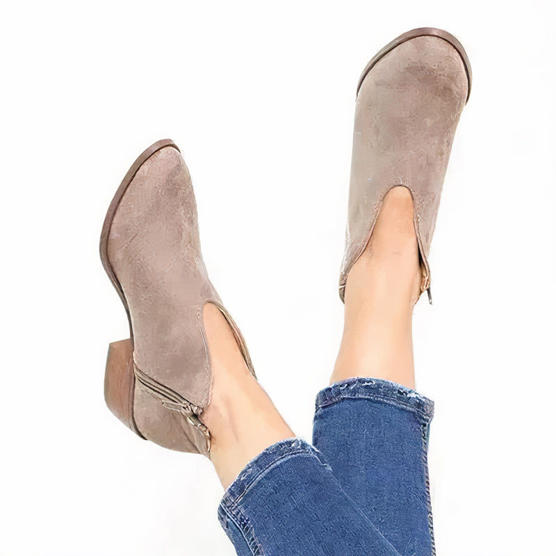 Women's pointed ankle boots with low block heel and side zipper