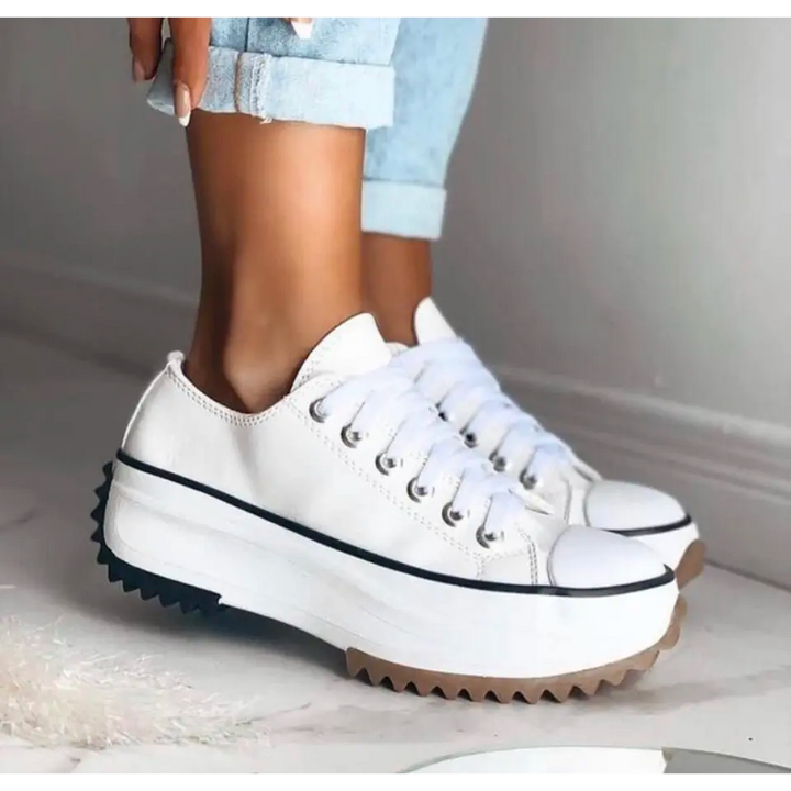 Women's chunky platform trainers with rubber toe cap, lace-up canvas sneakers