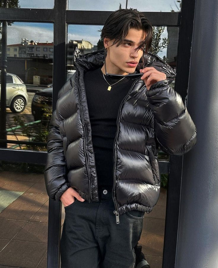 Men's hooded quilted puffer jacket with long sleeves and front zip