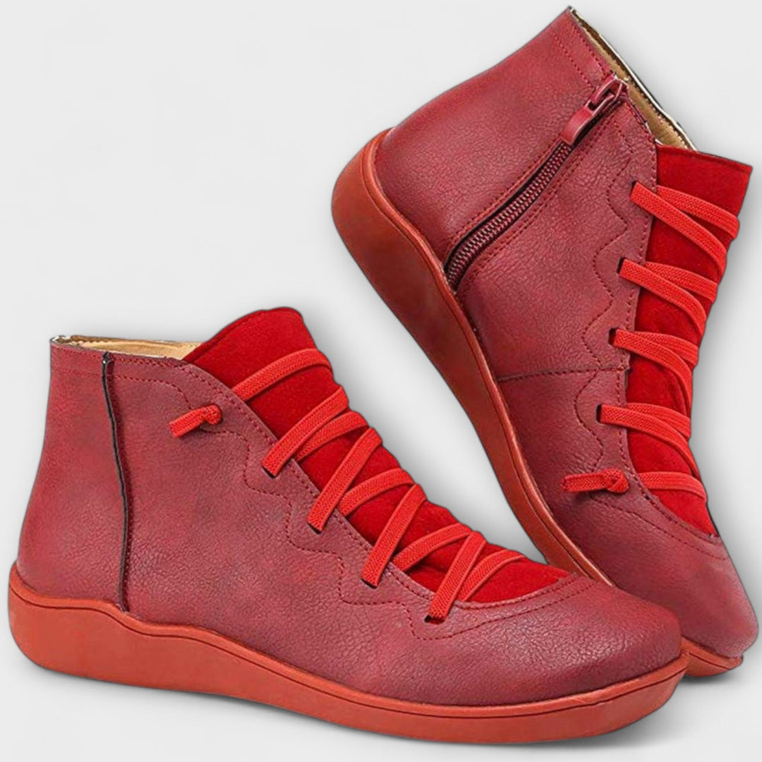 Lace-up ankle boots with side zip and round toe