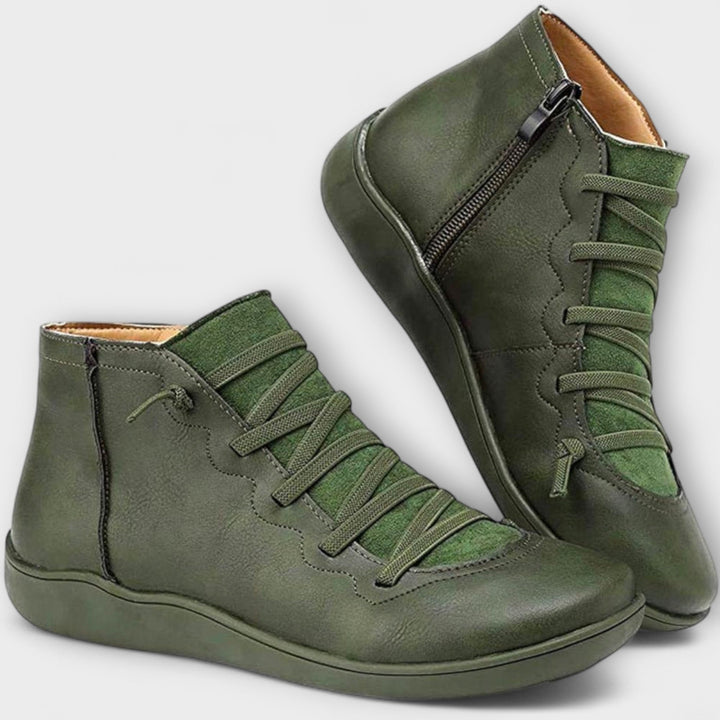 Lace-up ankle boots with side zip and round toe