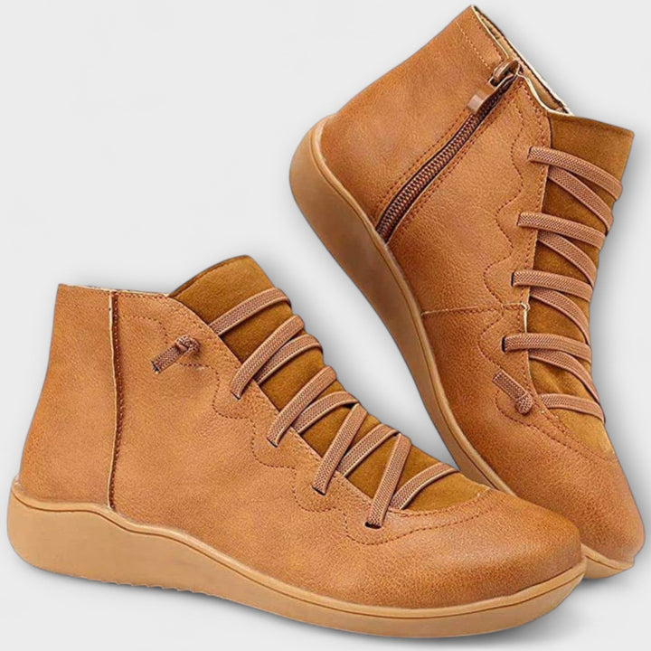 Lace-up ankle boots with side zip and round toe