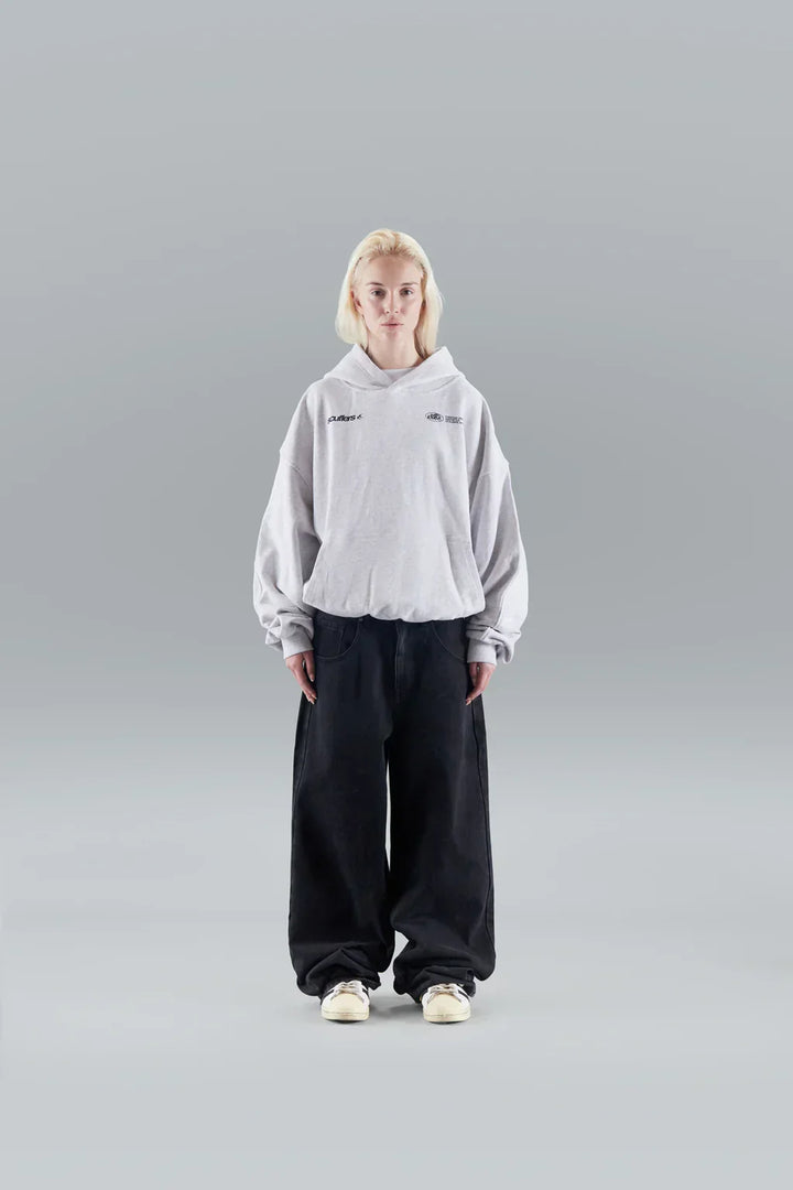 Women's hooded hoodie with long sleeves, cropped hem and kangaroo pocket