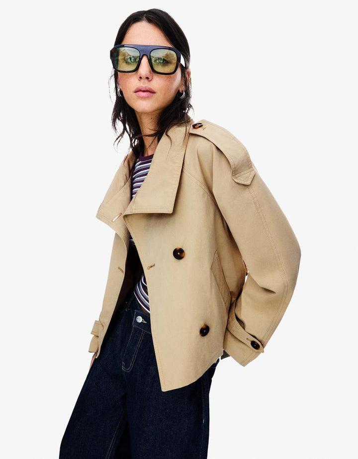 Women's short trench jacket with high collar, buttons, belt and shoulder tabs