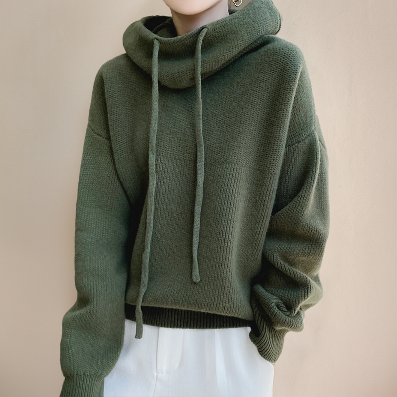 Women's relaxed knitted hoodie with drawstring hood