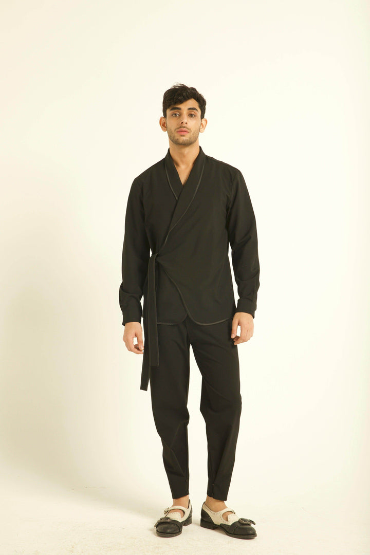 Men's black wrap shirt jacket with tie waist